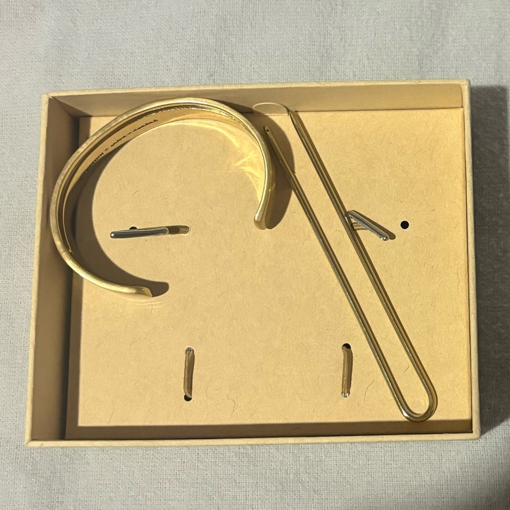 Jen Atkin w/Chloe+Isabel rose gold bun clip on w/box